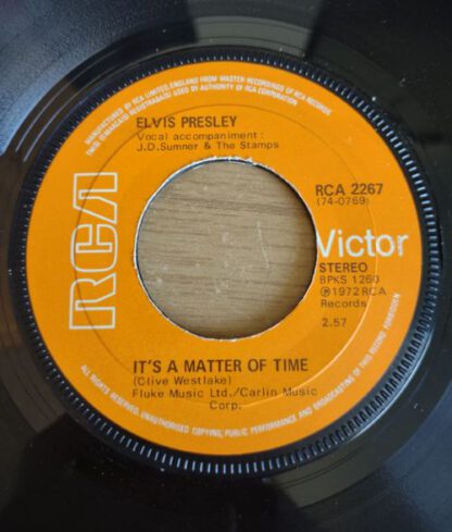 Elvis Presley – Burning Love / It's a Matter of Time (7"si UK 1972) vg++ - Afbeelding 2