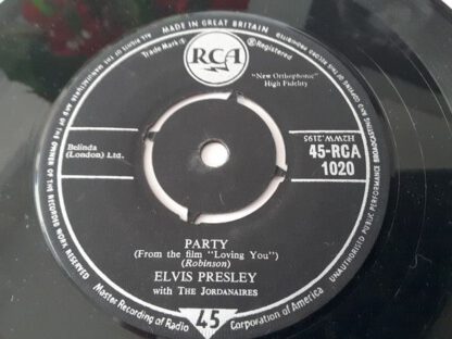 Elvis Presley ‎– Party / Got a Lot O' Livin' To Do (7"si UK 1960 re-pressing of 1957 original) vg