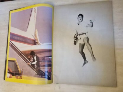 Elvis Presley - Elvis Monthly Collectors Special - Commemorative Photo Album No.3 (UK 1983) vg+++ - Image 3